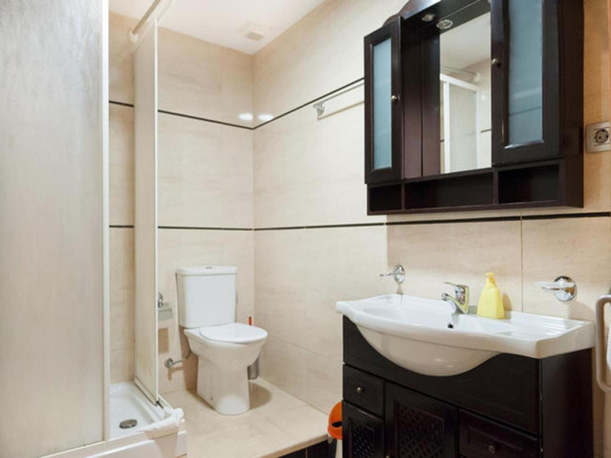 Apartment Luminoso 1 Cerca De Ramblas, Hasta 4 Pers, Cocina Equipada. - Es-341-6 *